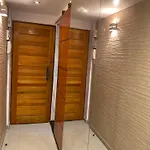 Excelente Apartamento Em Copacabana, Muito Bem Localizado!